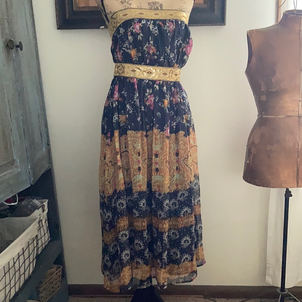 Sleeveless summer dress
